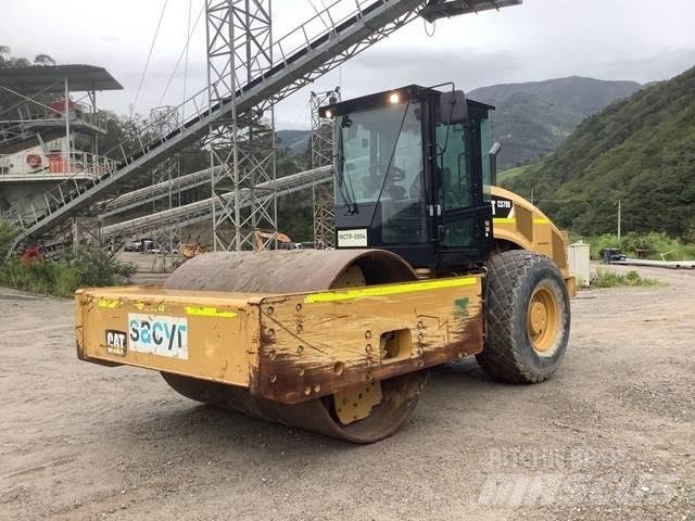 CAT CS78B Грунтові котки