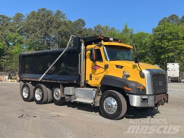 CAT CT660S Самоскиди