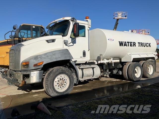 CAT CT660S Поливальні машини