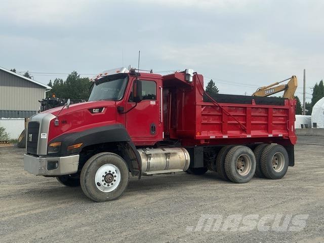 CAT CT660S Самоскиди