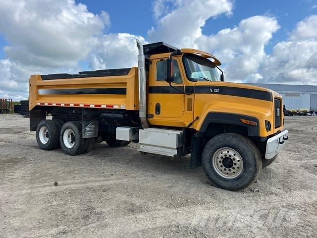 CAT CT681SG Самоскиди