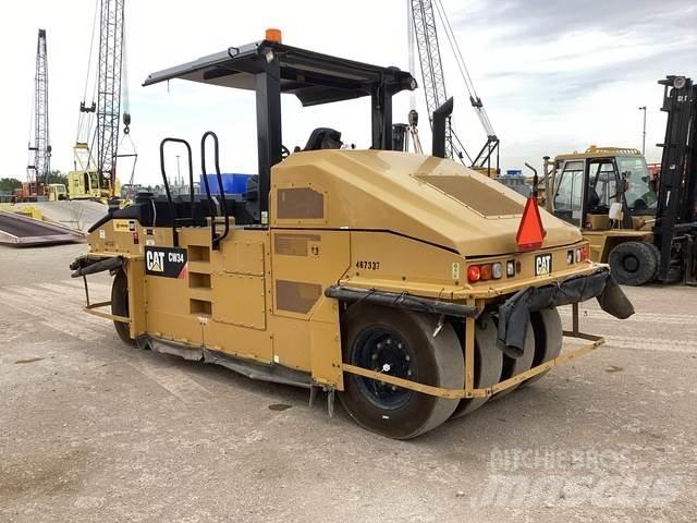 CAT CW34 Пневматичні катки