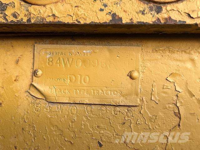 CAT D10 Гусеничні бульдозери