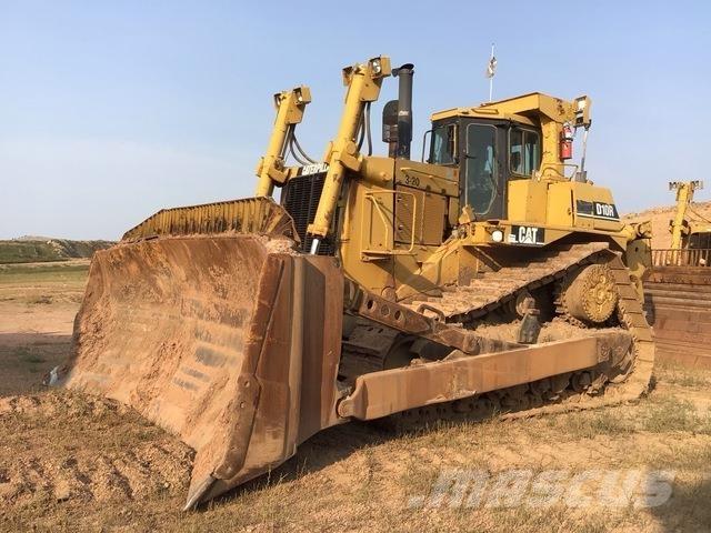 CAT D10R Гусеничні бульдозери