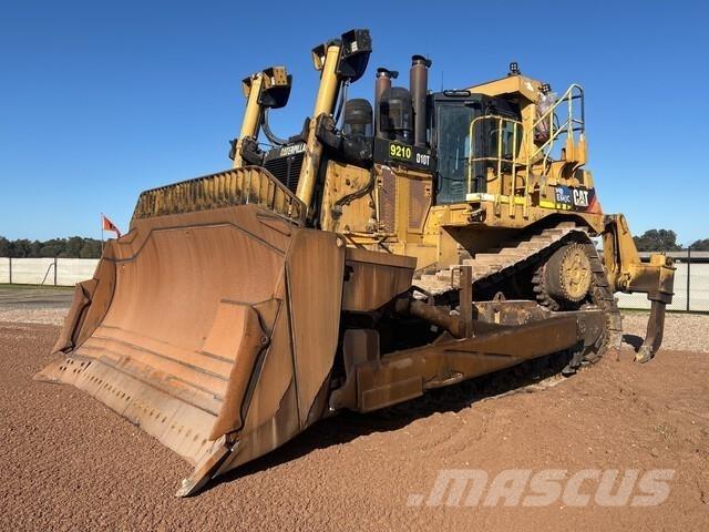 CAT D10T Гусеничні бульдозери