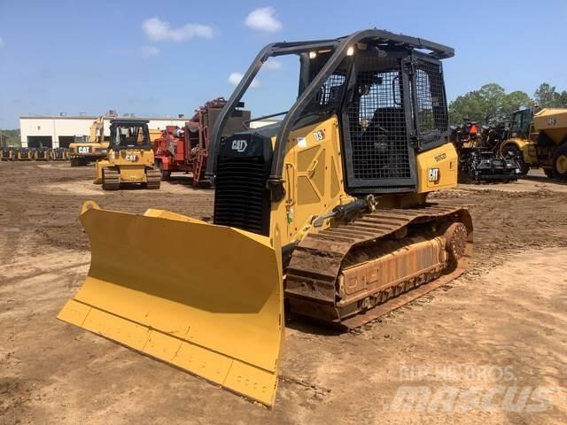 CAT D3 Гусеничні бульдозери
