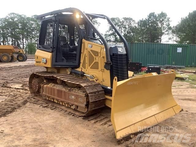CAT D3 Гусеничні бульдозери