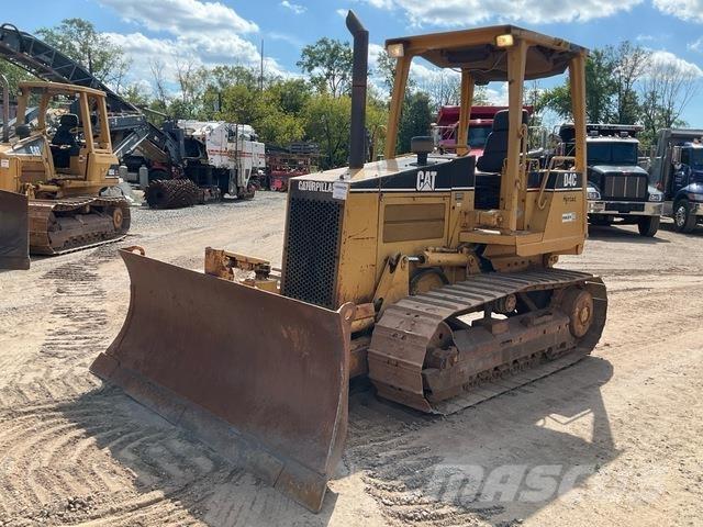 CAT D4C Гусеничні бульдозери