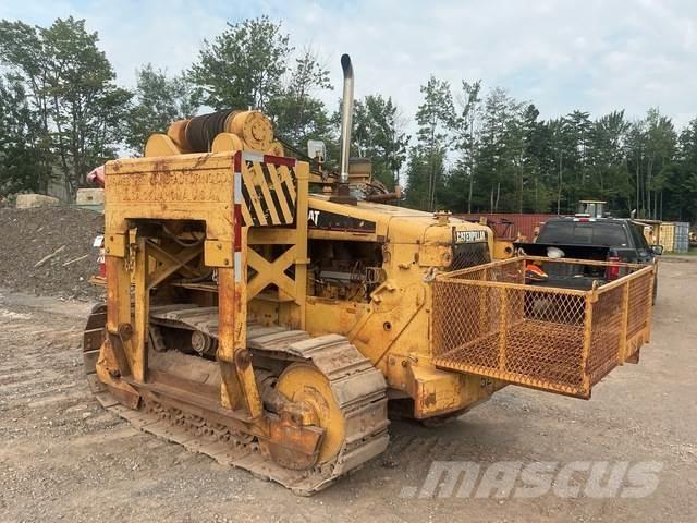 CAT D4E 20 Трубоукладачі
