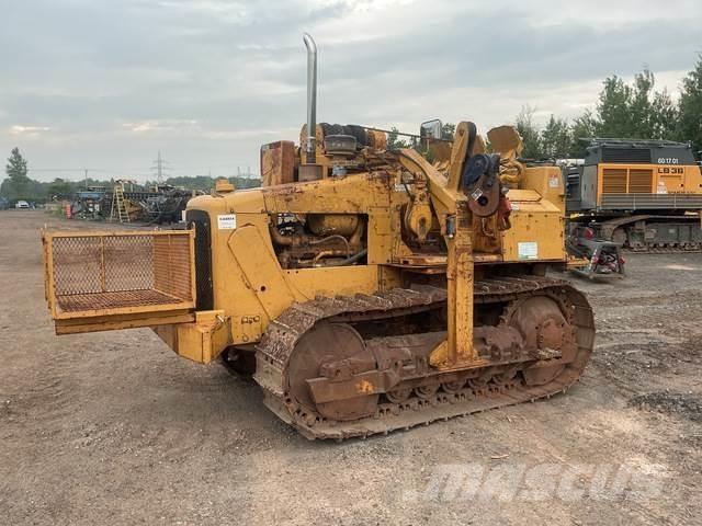 CAT D4E 20 Трубоукладачі