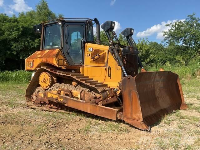 CAT D5 Гусеничні бульдозери