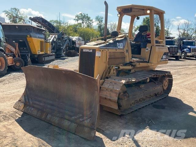 CAT D5G XL Гусеничні бульдозери