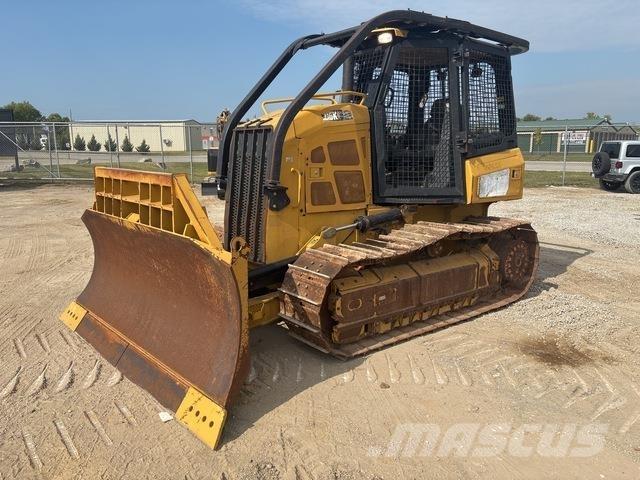 CAT D5K2 XL Гусеничні бульдозери