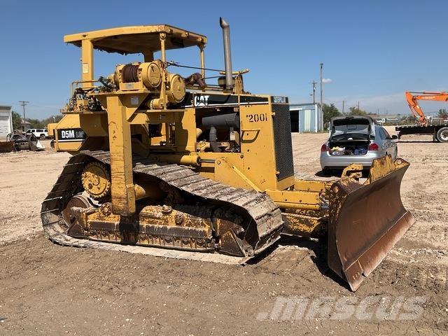 CAT D5M LPG Гусеничні бульдозери