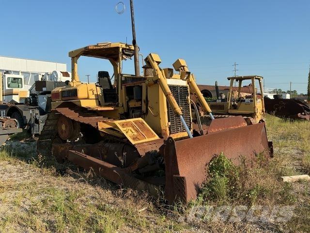 CAT D6R Гусеничні бульдозери