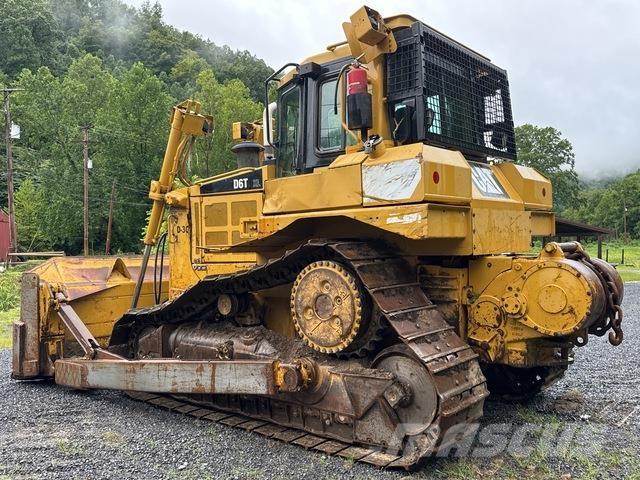 CAT D6T XL Гусеничні бульдозери