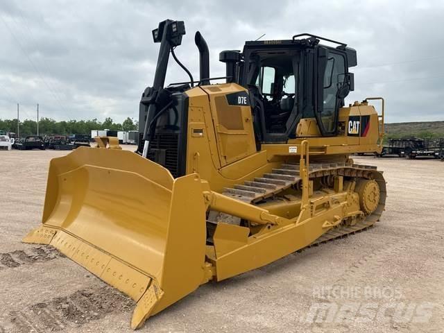 CAT D7E Гусеничні бульдозери