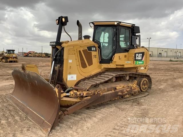 CAT D7E Гусеничні бульдозери