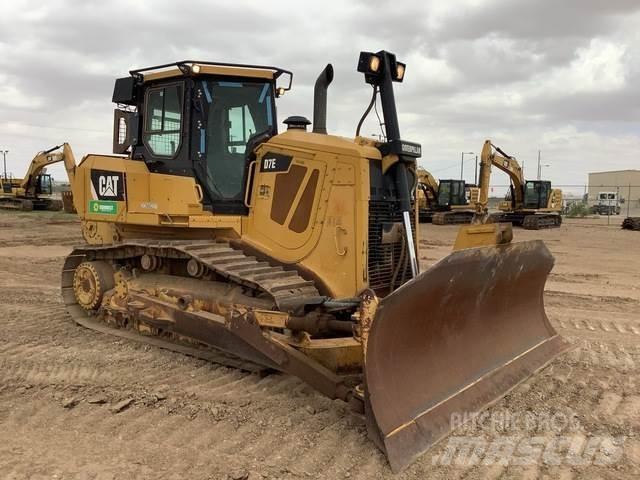 CAT D7E Гусеничні бульдозери