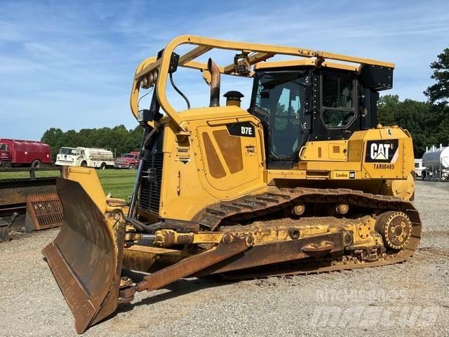 CAT D7E Гусеничні бульдозери