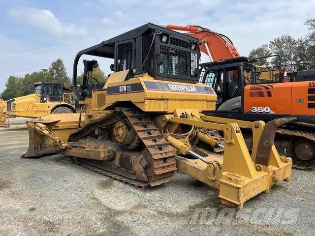 CAT D7R Гусеничні бульдозери