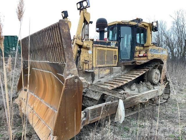 CAT D8R Гусеничні бульдозери