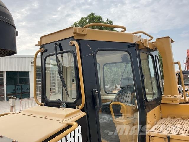 CAT D8R Гусеничні бульдозери