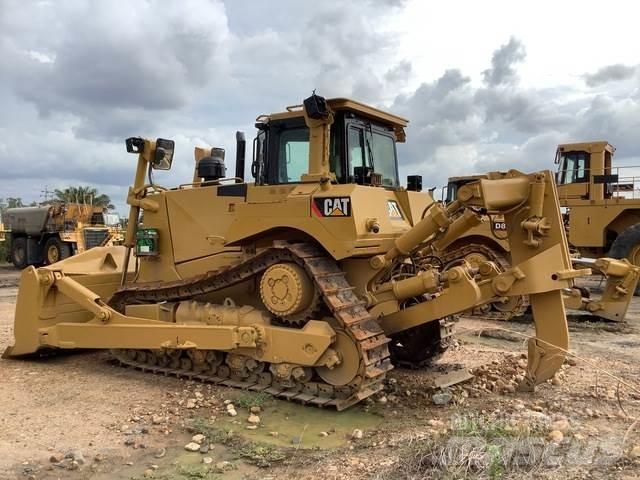 CAT D8T Гусеничні бульдозери