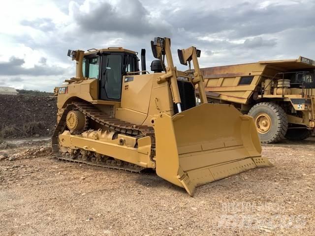 CAT D8T Гусеничні бульдозери