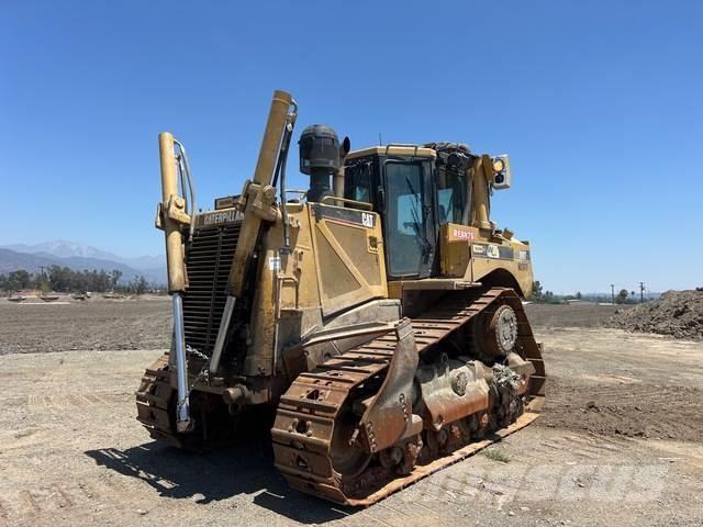 CAT D8T Гусеничні бульдозери