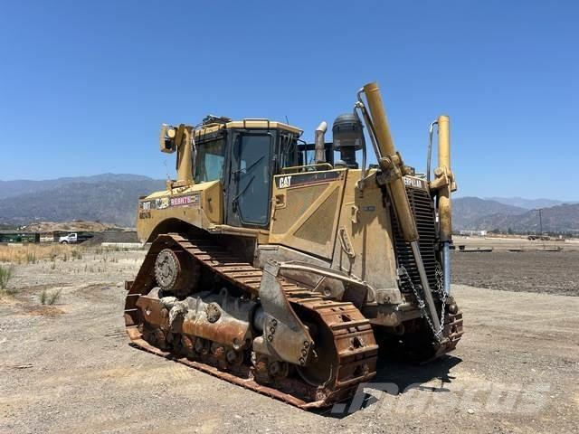 CAT D8T Гусеничні бульдозери
