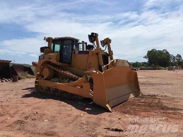 CAT D8T Гусеничні бульдозери