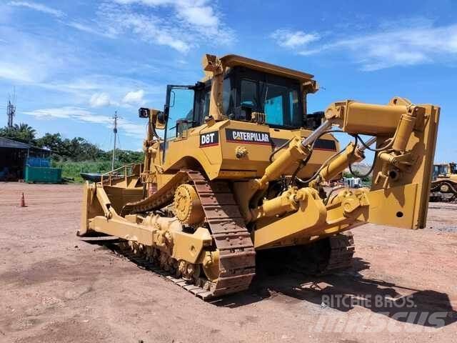 CAT D8T Гусеничні бульдозери