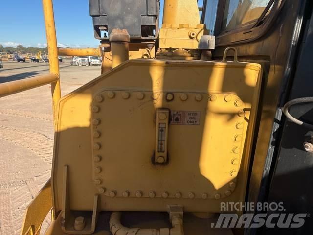 CAT D9T Гусеничні бульдозери