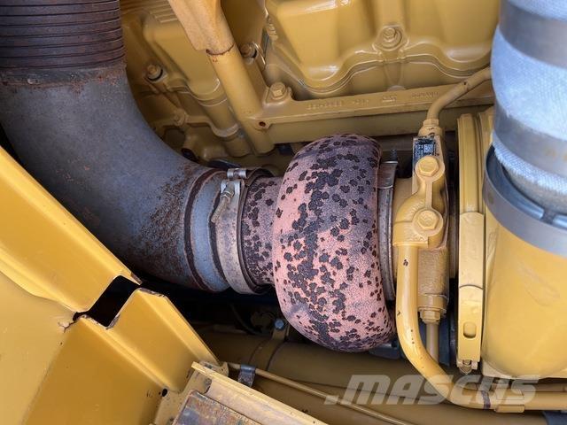 CAT D9T Гусеничні бульдозери