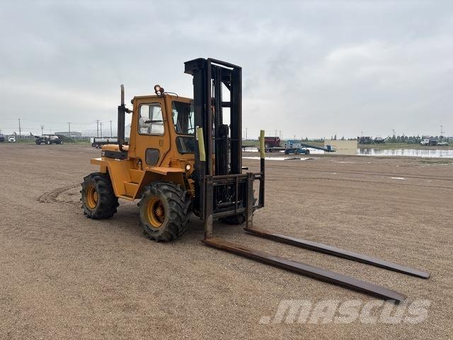 CAT R80 Навантажувачі підвищеної прохідності