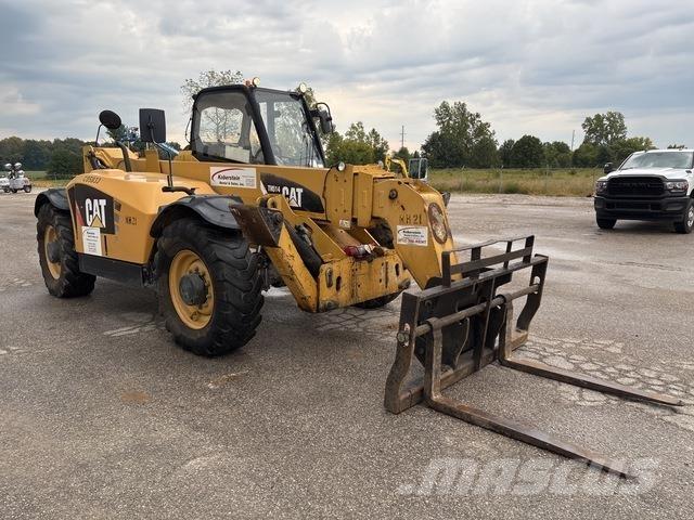 CAT TH514 Телескопічні навантажувачі
