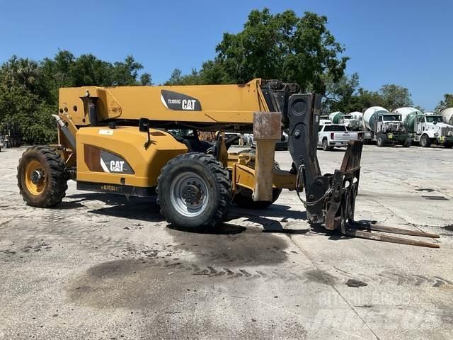 CAT TL1055C Телескопічні навантажувачі