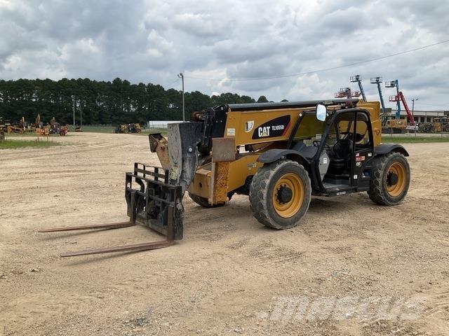 CAT TL1055D Телескопічні навантажувачі