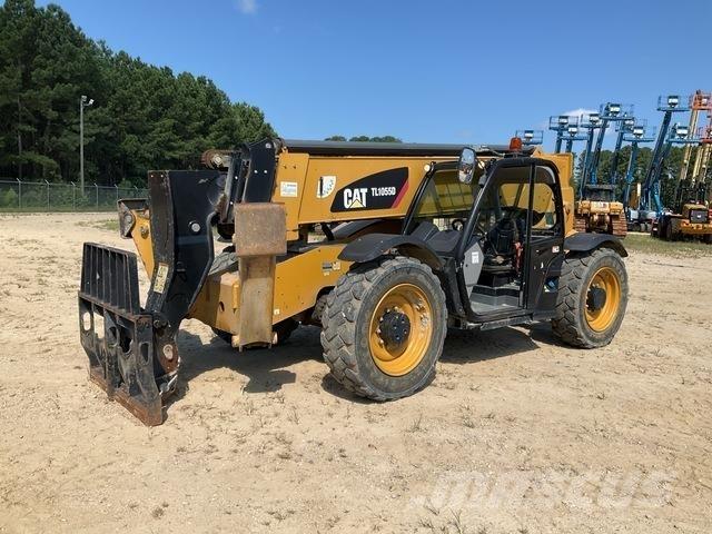 CAT TL1055D Телескопічні навантажувачі