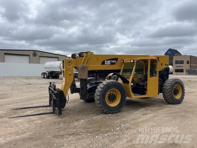 CAT TL1255 Телескопічні навантажувачі