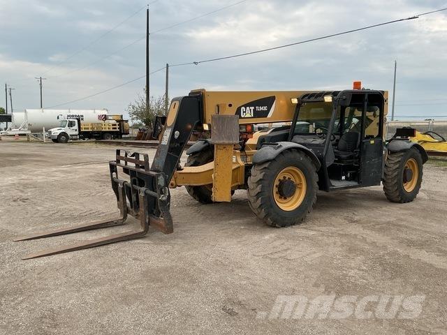 CAT TL934C Телескопічні навантажувачі