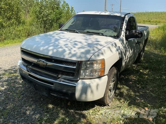 Chevrolet 1500 Пікапи / Бічне розвантаження