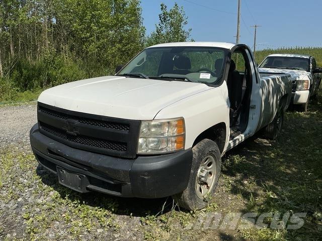 Chevrolet 1500 Пікапи / Бічне розвантаження