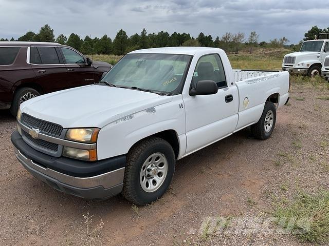 Chevrolet 1500 Пікапи / Бічне розвантаження