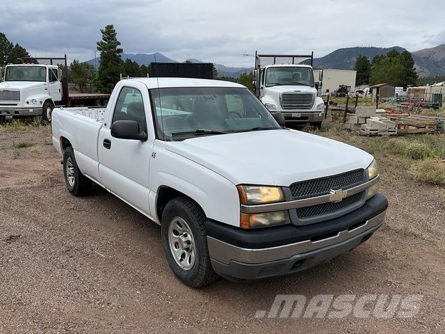 Chevrolet 1500 Пікапи / Бічне розвантаження