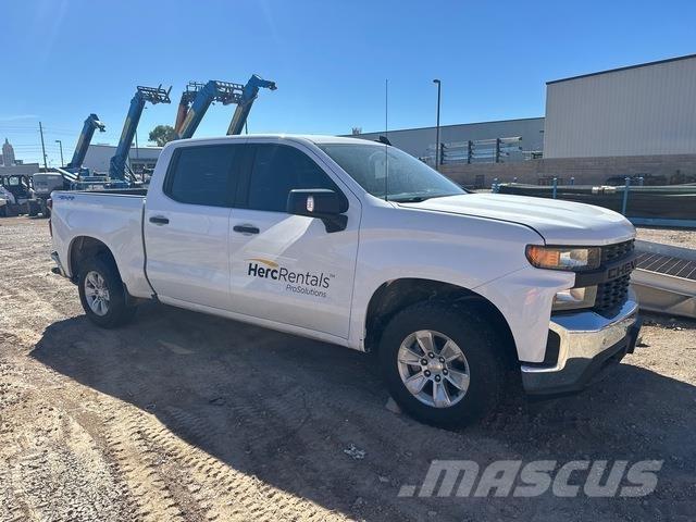 Chevrolet 1500 Пікапи / Бічне розвантаження