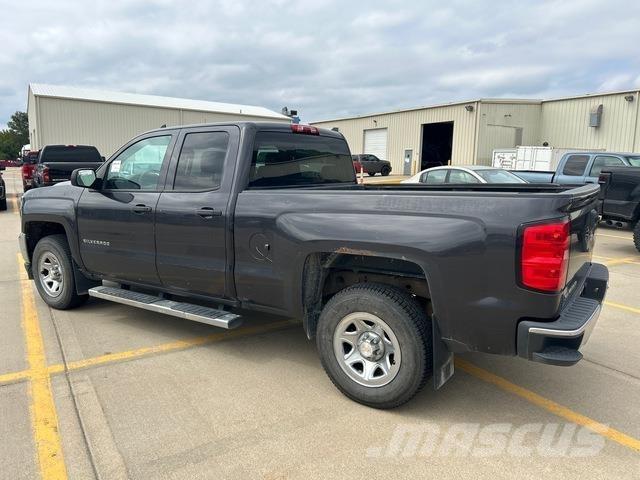 Chevrolet 1500 Пікапи / Бічне розвантаження
