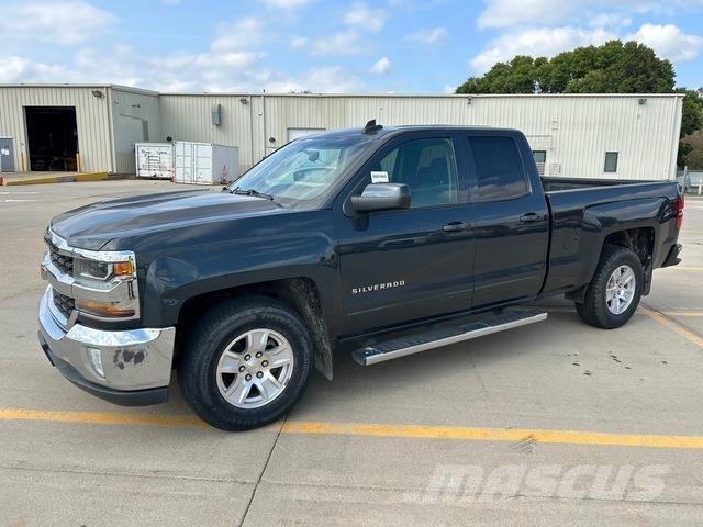 Chevrolet 1500 Пікапи / Бічне розвантаження