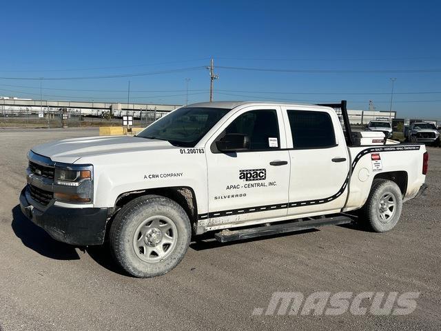 Chevrolet 1500 Пікапи / Бічне розвантаження